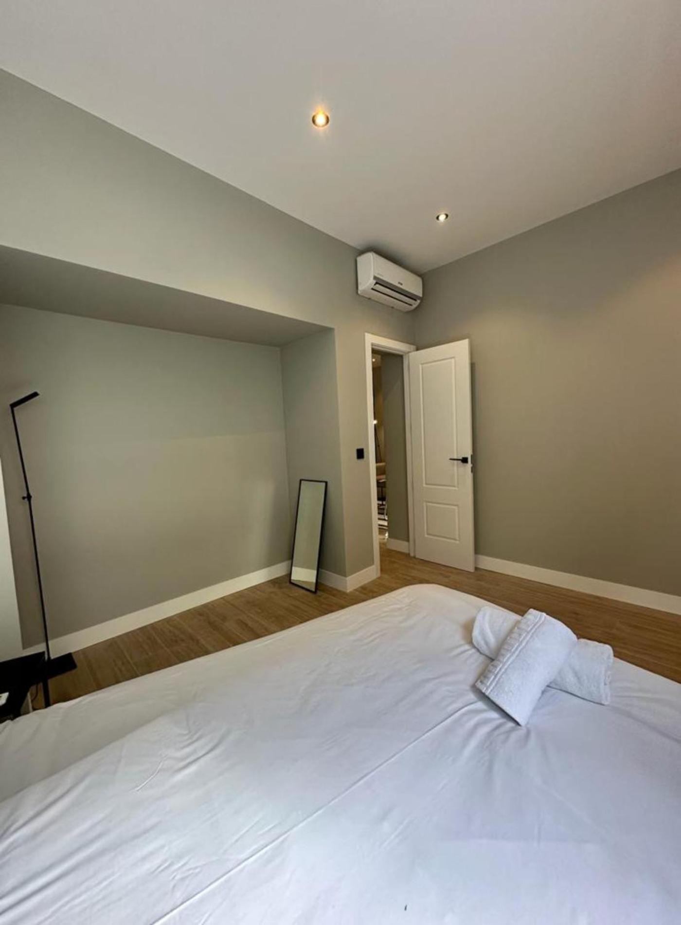 Central Apt De 2Hab Para 5Pax En Calle Silva E2 Madrid Exterior foto